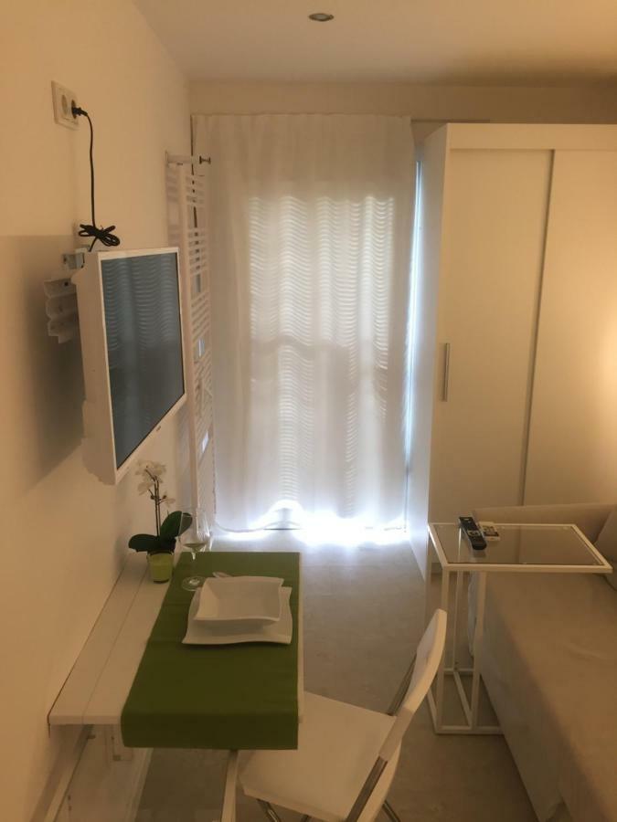 Privatzeit The Green Mile Leverkusen Eksteriør billede